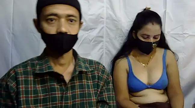 Snapshot of Pramila_Manish chatting on December 2024 12:50:02 PM Pramila Manish online show from December 2024 12:50:02 PM