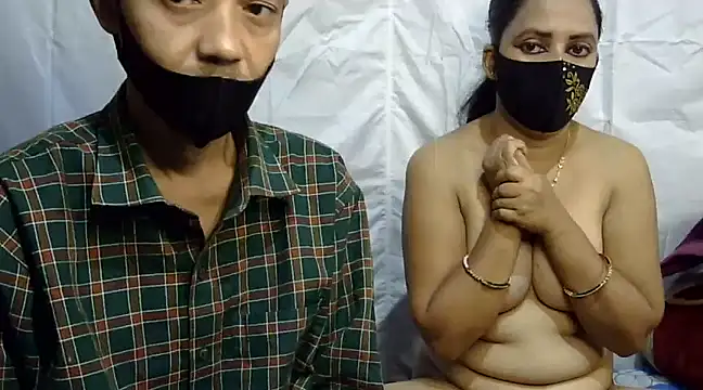 Snapshot of Pramila_Manish chatting on December 2024 01:00:02 PM Pramila Manish online show from December 2024 01:00:02 PM