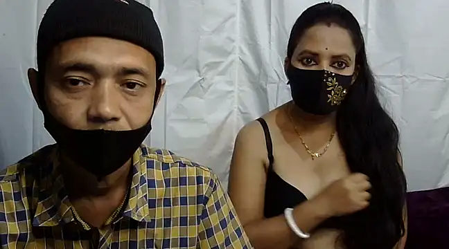 Snapshot of Pramila_Manish chatting on January 2025 12:52:01 PM Pramila Manish online show from January 2025 12:52:01 PM