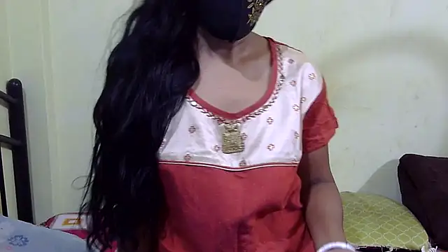 Snapshot of Pramila_Manish chatting on October 2025 03:02:01 PM Pramila Manish online show from October 2025 03:02:01 PM