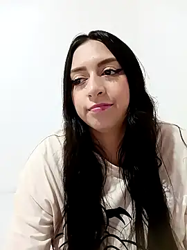 Snapshot of AlondraMendez chatting on September 2025 01:51:02 AM AlondraMendez online show from September 2025 01:51:02 AM
