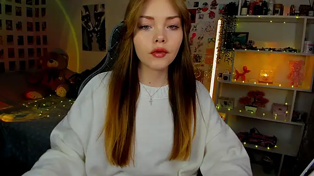 Snapshot of AkiraKatsu chatting on November 2025 10:29:01 AM AkiraKatsu online show from November 2025 10:29:01 AM