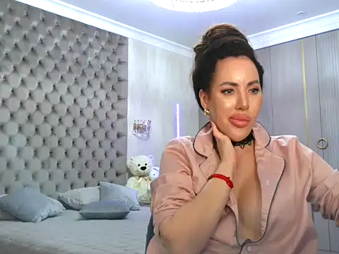 TianaPosh online show from February 2025 10:31:02 PM