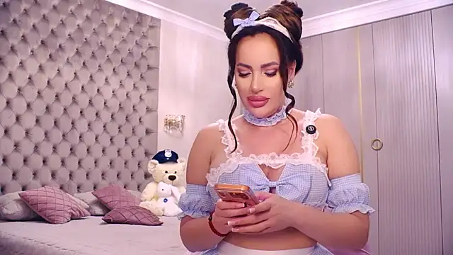 TianaPosh online show from March 2026 09:43:02 PM