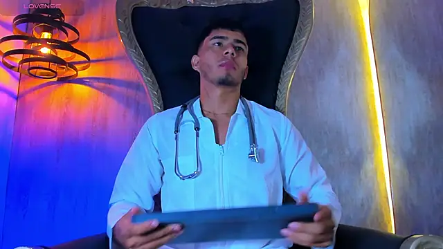 thaddeus king online show from September 2025 10:59:02 PM