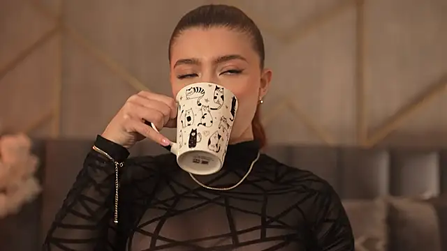 miia blake online show from November 2025 08:52:02 PM