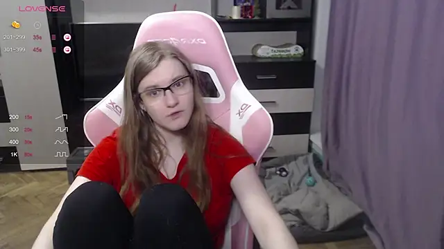 Snapshot of Tomato_Tease chatting on January 2025 09:05:01 PM Tomato Tease online show from January 2025 09:05:01 PM