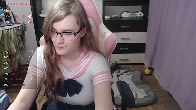 Snapshot of Tomato_Tease chatting on September 2025 07:03:02 PM Tomato Tease online show from September 2025 07:03:02 PM