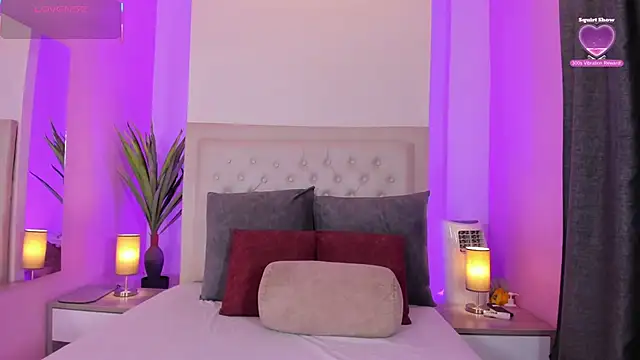 nicolle pierce online show from April 2026 10:20:02 AM