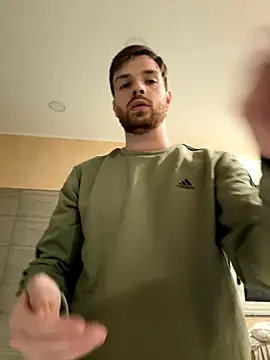 Snapshot of Maicolino96 chatting on October 2025 11:47:01 PM Maicolino96 online show from October 2025 11:47:01 PM