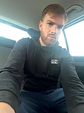 Snapshot of Maicolino96 chatting on November 2025 11:01:02 AM Maicolino96 online show from November 2025 11:01:02 AM