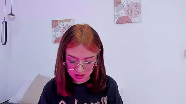Snapshot of samantha__fairy chatting on February 2025 02:58:01 PM samantha fairy online show from February 2025 02:58:01 PM