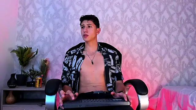 Dorianmistery2322  online show from December 2024 03:31:02 AM