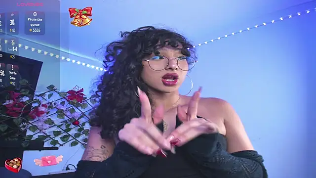 Snapshot of Heka_Prudence chatting on December 2024 06:51:01 AM Heka Prudence online show from December 2024 06:51:01 AM