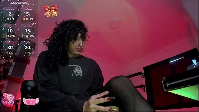 Snapshot of Heka_Prudence chatting on November 2025 10:12:01 PM Heka Prudence online show from November 2025 10:12:01 PM