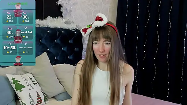 Snapshot of MillicentFarrell chatting on December 2024 09:22:02 AM MillicentFarrell online show from December 2024 09:22:02 AM