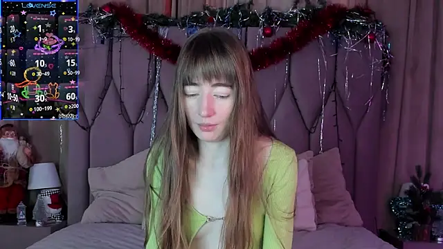 Snapshot of MillicentFarrell chatting on January 2025 08:47:02 AM MillicentFarrell online show from January 2025 08:47:02 AM