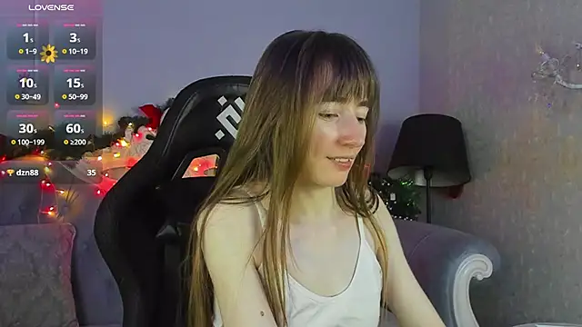 Snapshot of MillicentFarrell chatting on January 2025 11:38:02 AM MillicentFarrell online show from January 2025 11:38:02 AM