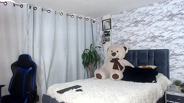 anne parker online show from December 2024 06:21:01 PM