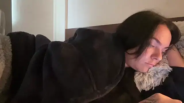 yorkshiregal online show from December 2024 10:35:02 AM