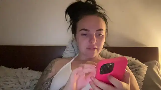 yorkshiregal online show from December 2024 08:49:02 PM