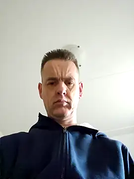 Snapshot of Hectorthyssen1 chatting on January 2025 01:08:02 PM Hectorthyssen1 online show from January 2025 01:08:02 PM