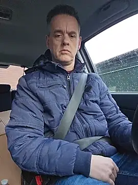 Hectorthyssen1 online show from January 2026 03:38:01 PM