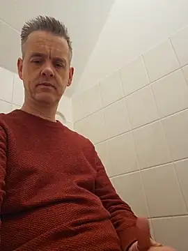 Hectorthyssen1 online show from April 2026 09:31:01 AM