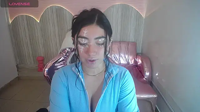 Snapshot of melodii_t chatting on December 2024 10:30:02 PM melodii t online show from December 2024 10:30:02 PM