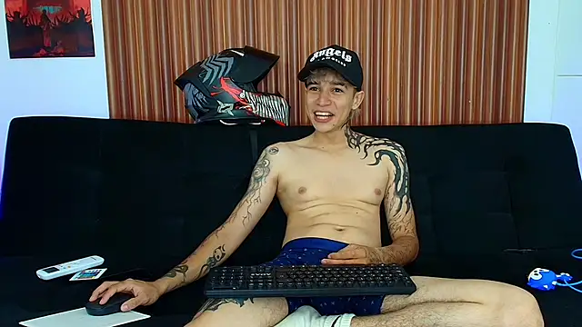 Zacktk7 online show from March 2025 10:11:01 PM