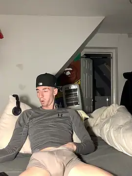 Snapshot of MikesWood21 chatting on January 2025 02:26:01 AM MikesWood21 online show from January 2025 02:26:01 AM