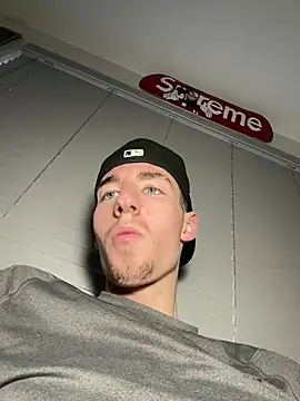 Snapshot of MikesWood21 chatting on January 2025 03:15:01 PM MikesWood21 online show from January 2025 03:15:01 PM