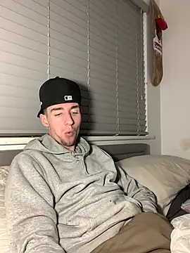 Snapshot of MikesWood21 chatting on January 2025 12:28:01 AM MikesWood21 online show from January 2025 12:28:01 AM