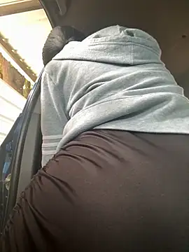 Snapshot of Baby_Niels chatting on October 2025 03:16:01 PM Baby Niels online show from October 2025 03:16:01 PM