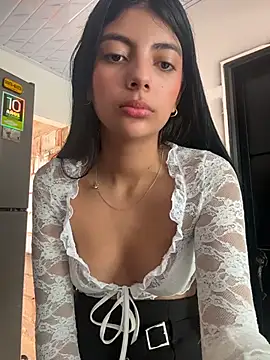 Snapshot of Baby_Niels chatting on November 2025 03:13:02 PM Baby Niels online show from November 2025 03:13:02 PM