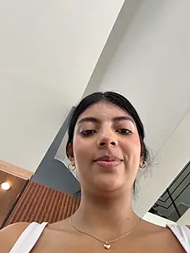 Snapshot of Baby_Niels chatting on November 2025 03:55:01 PM Baby Niels online show from November 2025 03:55:01 PM