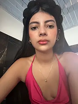 Snapshot of Baby_Niels chatting on December 2025 03:52:01 PM Baby Niels online show from December 2025 03:52:01 PM