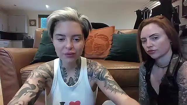 Snapshot of Alexandersonxo chatting on November 2025 09:14:02 AM Alexandersonxo online show from November 2025 09:14:02 AM