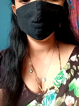 Snapshot of sweet-mahi chatting on December 2024 08:26:01 AM sweet-mahi online show from December 2024 08:26:01 AM