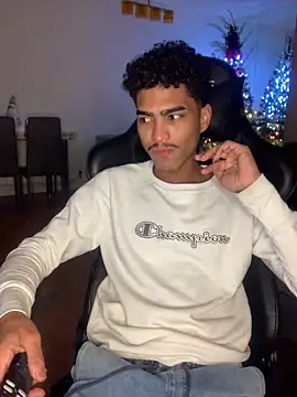 Ryan-hot online show from December 2024 03:15:01 AM