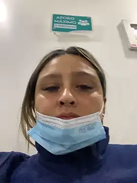 Keittly  online show from November 2025 09:15:01 PM