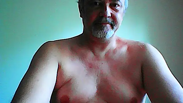 Snapshot of GayPourToi chatting on October 2025 09:10:01 AM GayPourToi online show from October 2025 09:10:01 AM