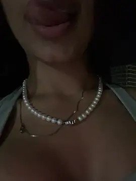 Snapshot of Lolitacooper chatting on December 2024 01:36:02 AM Lolitacooper online show from December 2024 01:36:02 AM