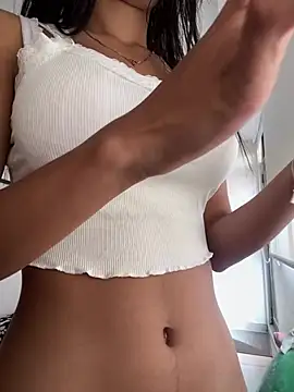 Snapshot of Lolitacooper chatting on January 2025 08:00:01 PM Lolitacooper online show from January 2025 08:00:01 PM