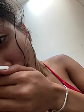 Snapshot of Lolitacooper chatting on February 2025 07:46:01 PM Lolitacooper online show from February 2025 07:46:01 PM