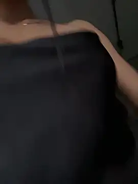 Snapshot of Lolitacooper chatting on February 2025 11:13:02 PM Lolitacooper online show from February 2025 11:13:02 PM