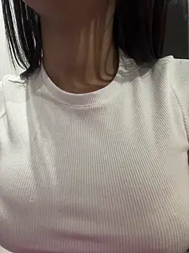 Snapshot of Lolitacooper chatting on February 2025 03:42:02 AM Lolitacooper online show from February 2025 03:42:02 AM