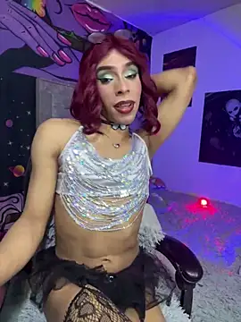 Snapshot of Diana_2003 chatting on December 2025 12:23:02 PM Diana 2003 online show from December 2025 12:23:02 PM