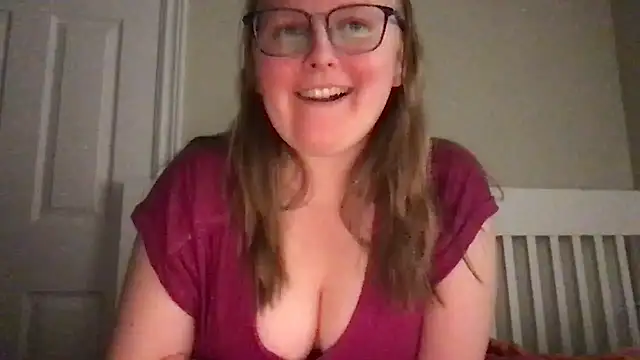 lexie lilacs online show from January 2025 02:01:01 AM