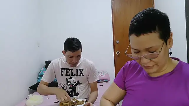 luxandracon23 online show from January 2026 07:28:01 PM